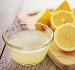 Whitening masks with LEMON JUICE