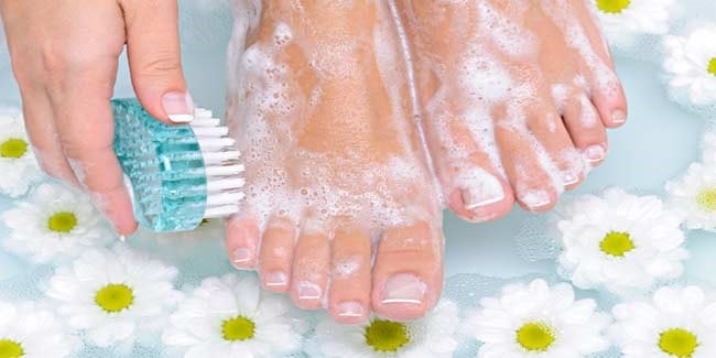 what to do if feet and shoes stink